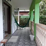 Quartos próximo ao centro de Ilhabela